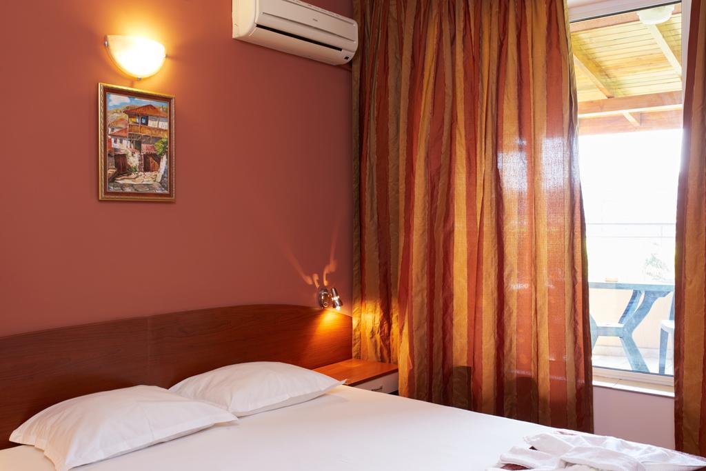 Guesthouse Kirov Ravda Exterior foto