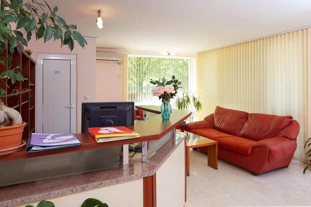 Guesthouse Kirov Ravda Exterior foto